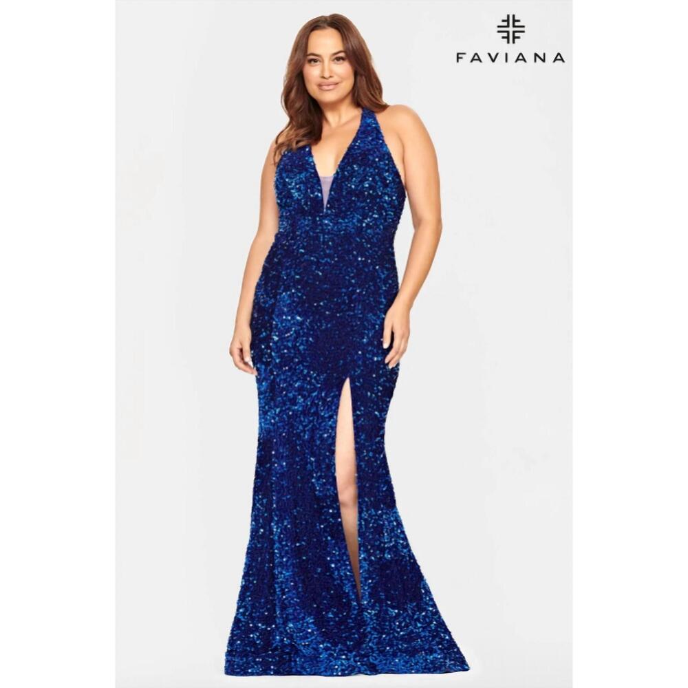 NEW FAVIANA sequin halter deep v neck fit n flare gown in hunter green